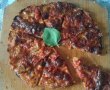 Pizza  cu carne tocata , carnat si slaninuta-16