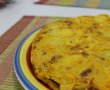 Tortilha spaniola cu carnati picanti-11