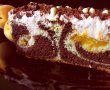 Prăjitură marmorată cu caise şi cremă de zmeură-3
