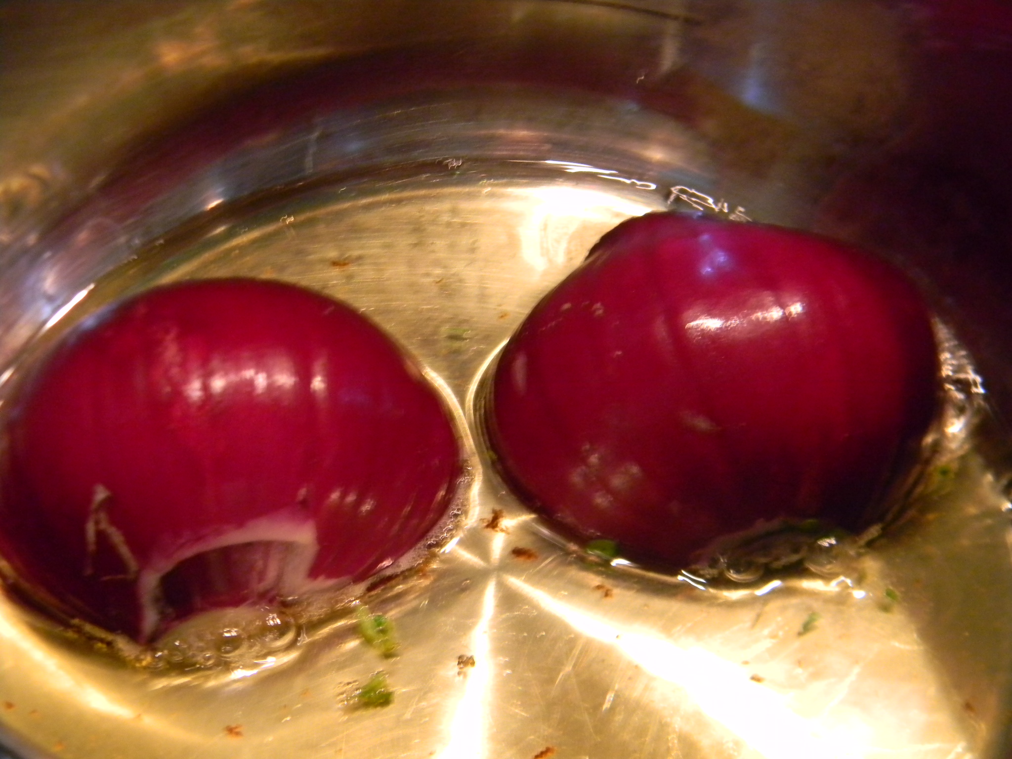 Chiftelute marinate in sos de rosii