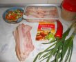 Ciocanele imbracate in bacon si garnitura de orez cu legume-0