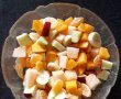 Salata de fructe cu rom-3
