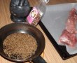 Muschiulet de porc in crusta de chimen cu piper si piure de linte-1