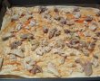 Pizza cu ciuperci si carne de pui afumata-1