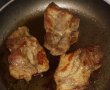Friptura de porc la tigaie cu piure de cartofi si ciuperci trase la tigaie-4
