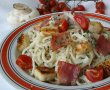 Spaghetti cu ciuperci, sunca, smantana si crutoane cu usturoi-8
