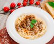 Spaghete bolognese- reteta video-0