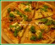 Pizza trois fromages cu ruccola-2