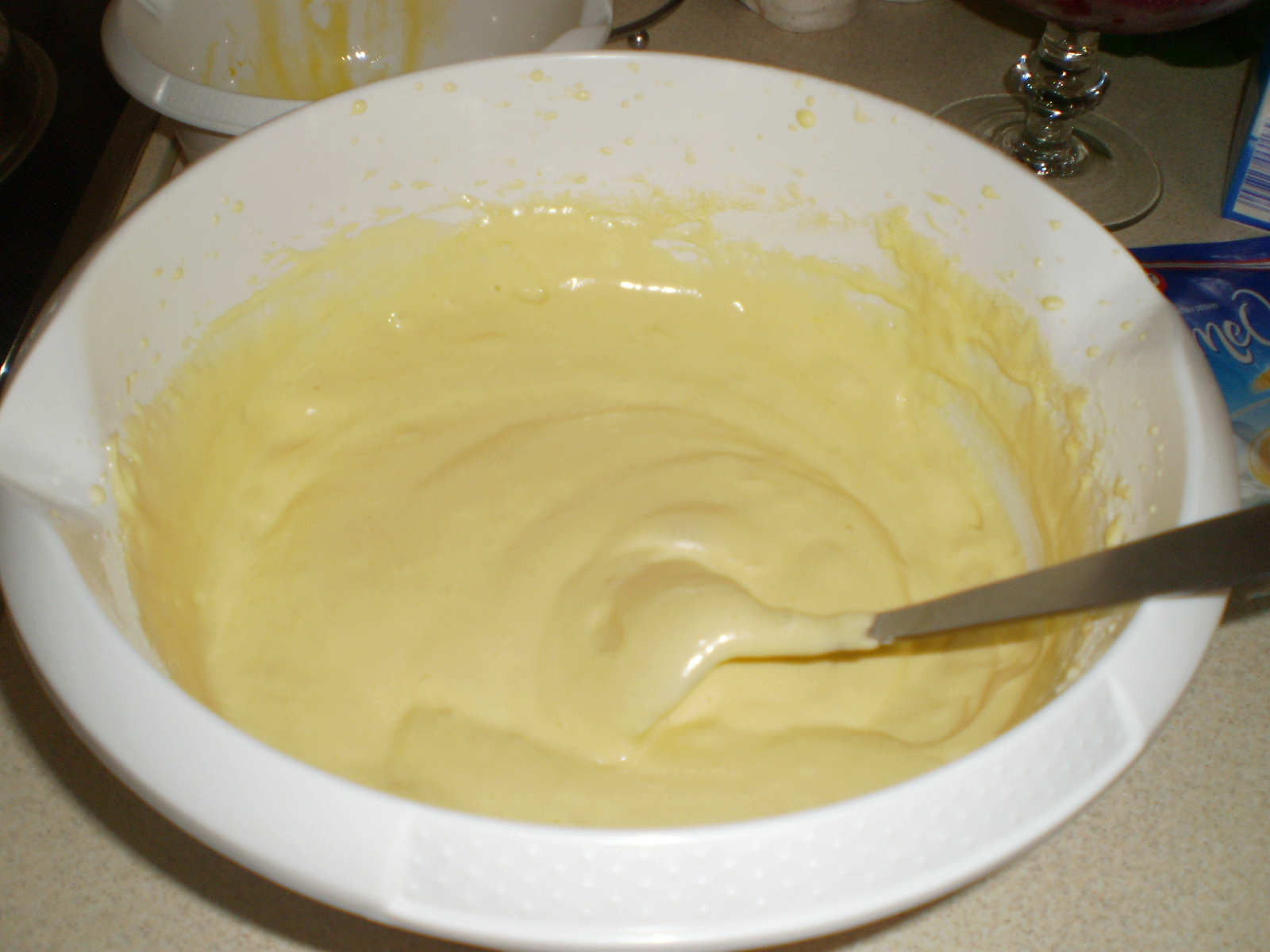 Prajitura cu zmeura si crema de vanilie