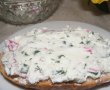 Cremă de brânză cu ceapă verde, mărar şi petale de trandafir-11
