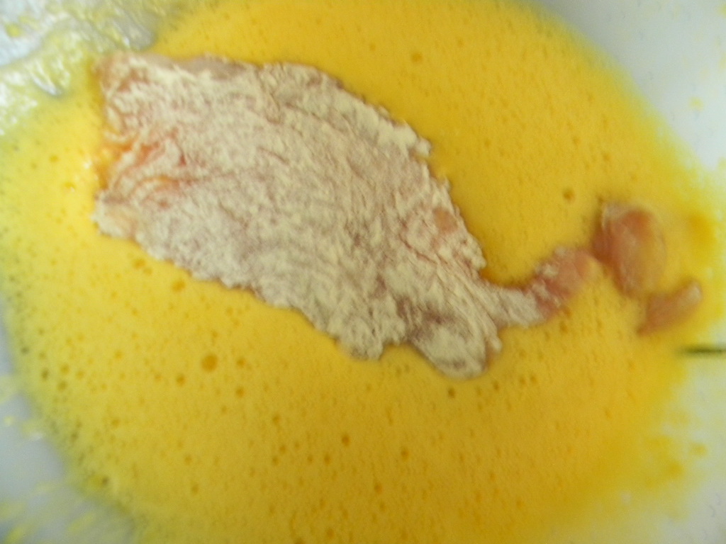 Snitel de curcan cu iaurt si tarhon