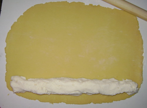 Plăcintă cu brânză dulce