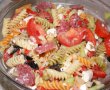 Salată de paste cu legume proaspete, caş şi salam uscat-33
