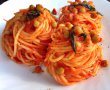 Spaghete cu sos de rosii picant cu mazare si busuioc-6