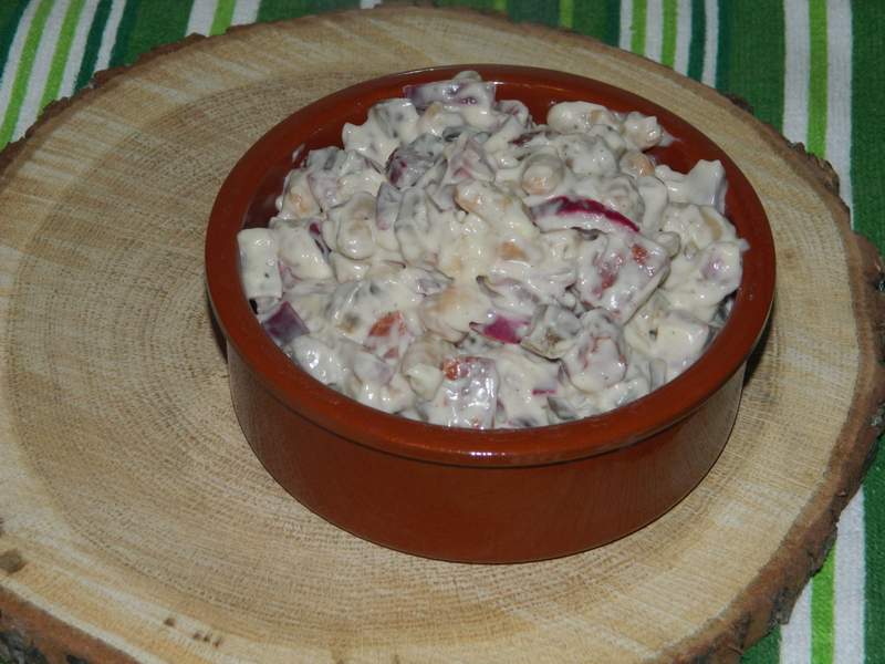 Salata de fasole boabe cu maioneza