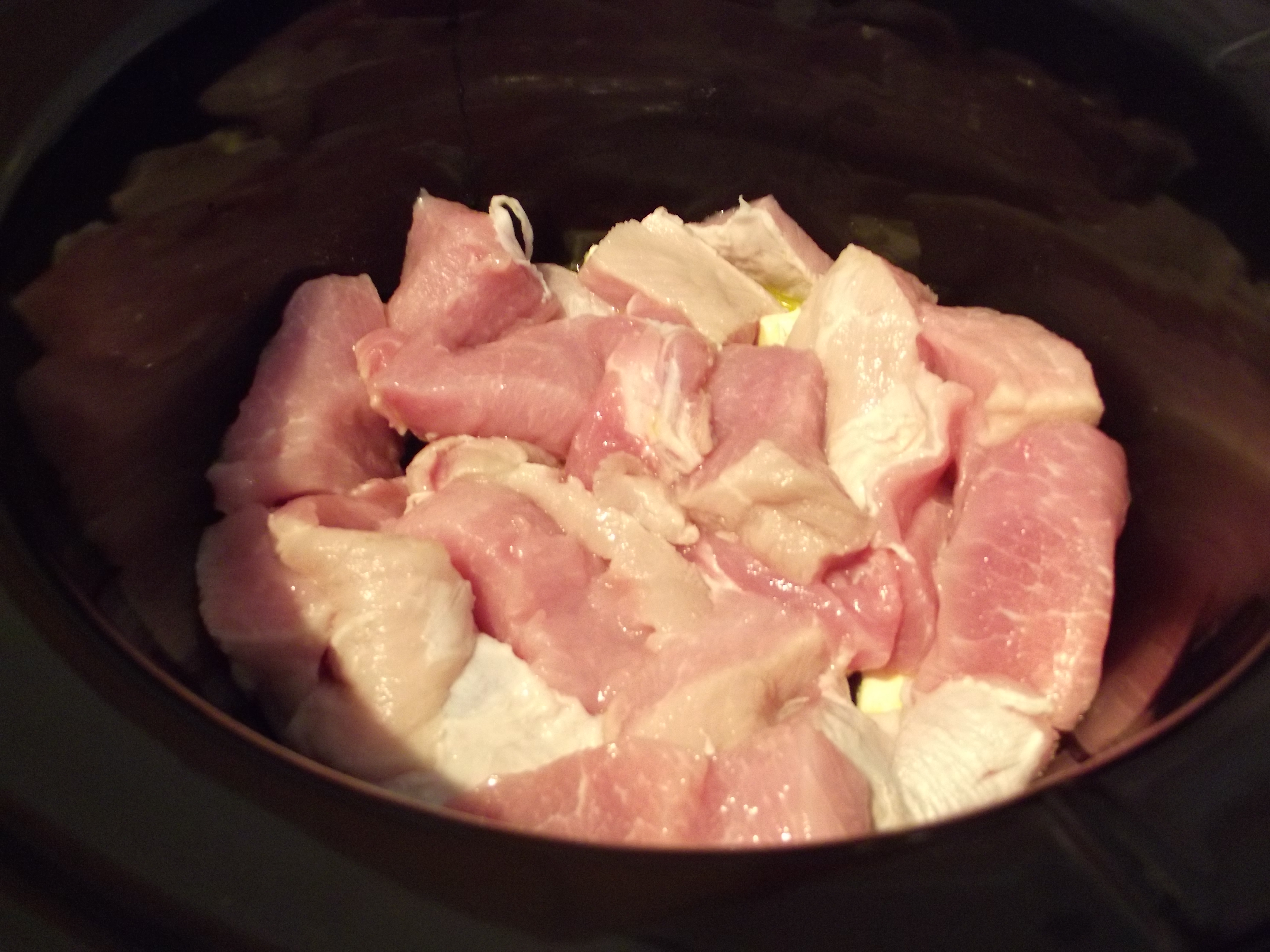 Muschi de porc in sos de rosii cu usturoi la slow cooker Crock-Pot 4,7 L