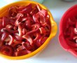 Gogosari in sos de rosii-2