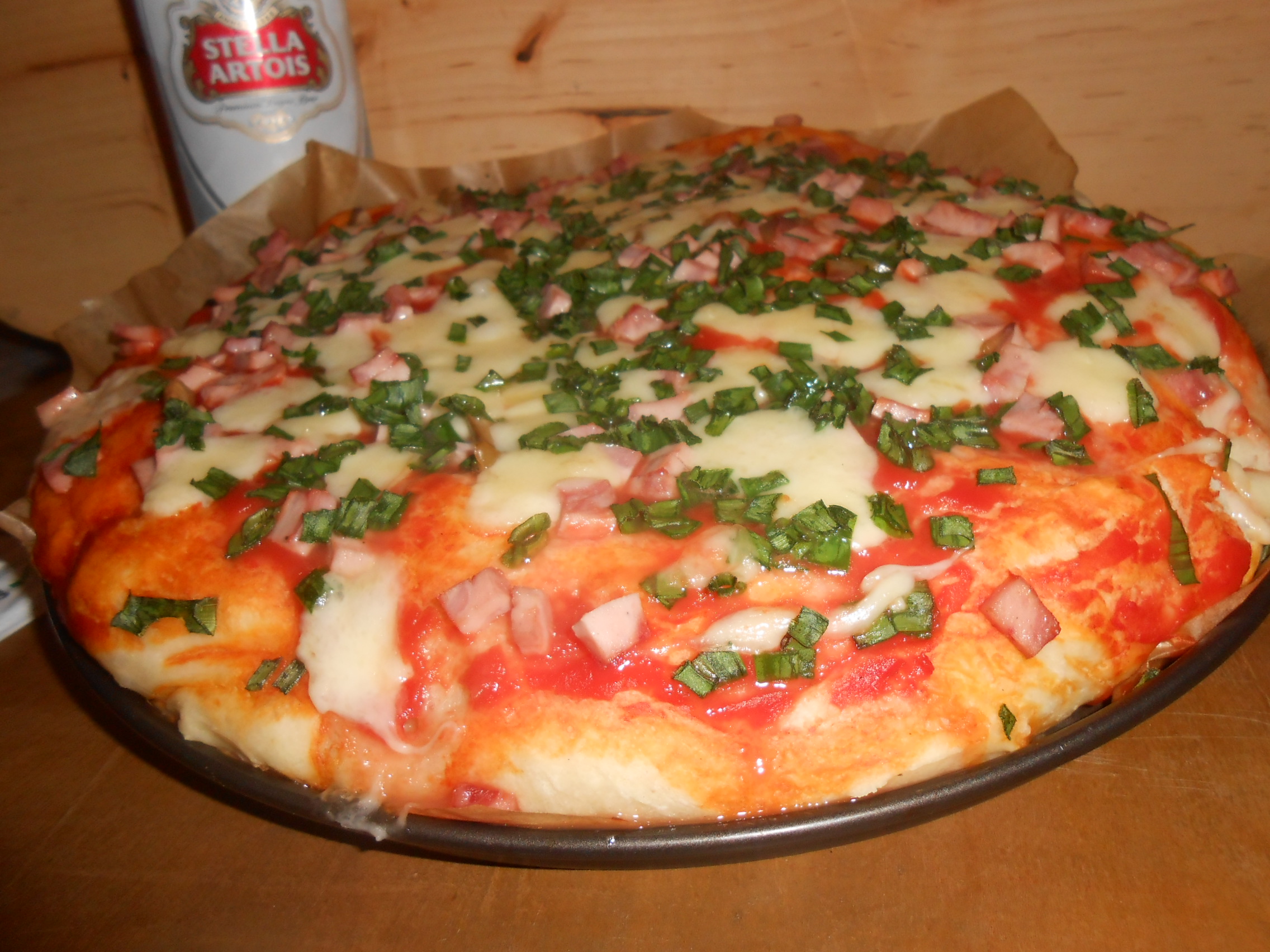 Pizza cu ceapa verde