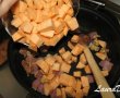 Curry de curcan cu cartofi dulci si lapte de cocos-2