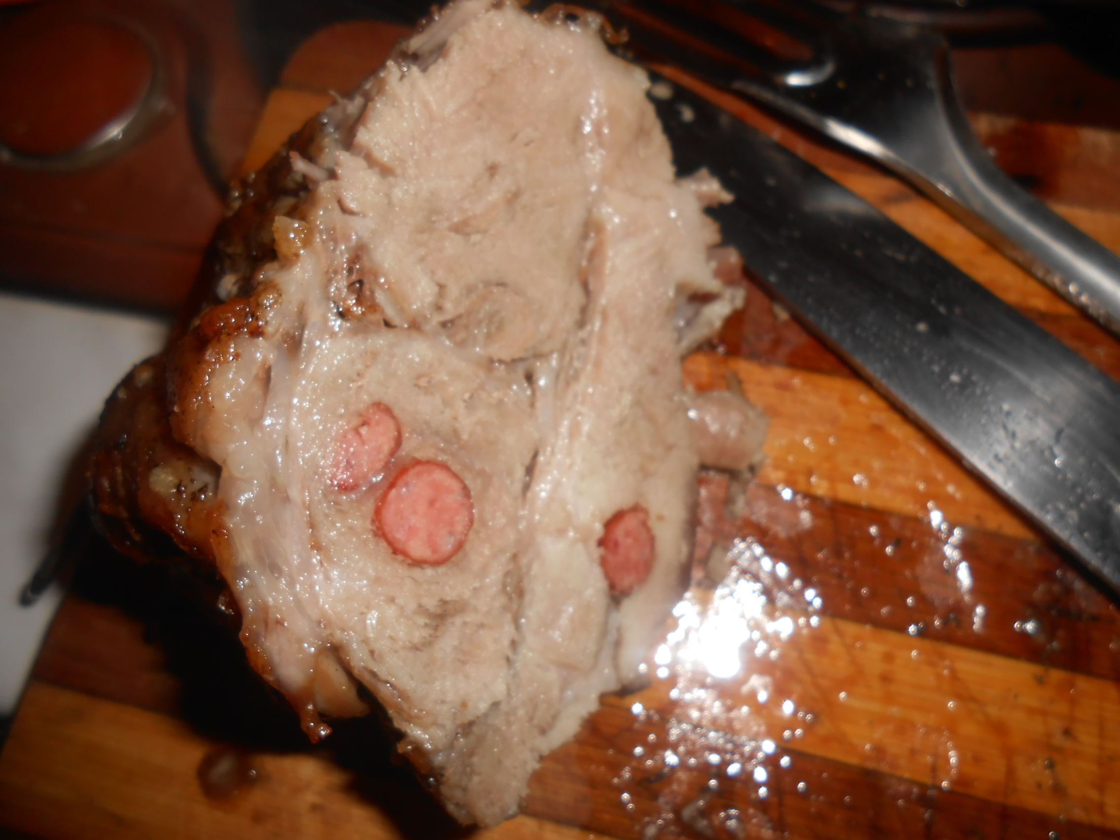 Ceafa de porc impanata coapta-n oala de lut