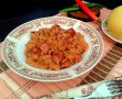 Varza calita cu carnati afumati - Savoare si gust intr-un preparat traditional-8