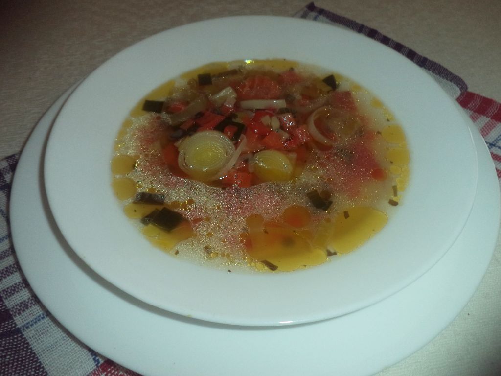 Supa de praz cu radacinoase