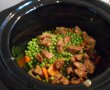 Carne de vitel cu mazare la slow cooker Crock-Pot 4,7 L-1