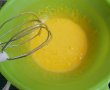 Prajitura cu crema caramel si frisca-2