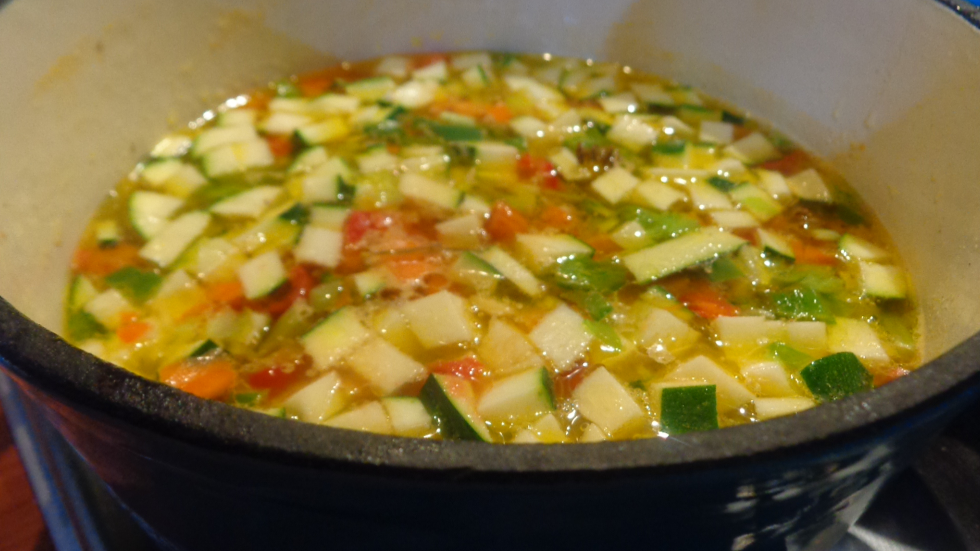 Supa cu zucchini si cartofi