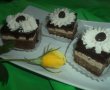 Prajitura cu mouse de ciocolata si crema de biscuiti (reteta 900)-9