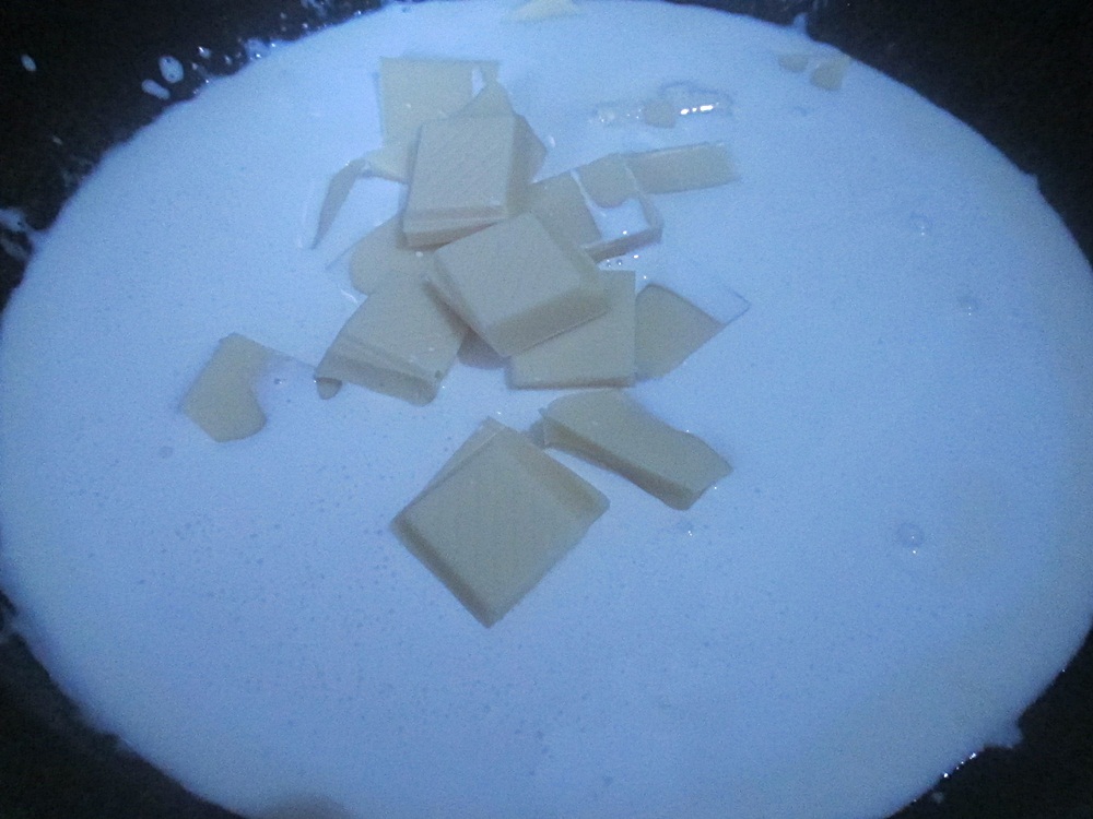 Prajitura cu mousse de mascarpone si ciocolata alba