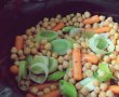Mancare de post cu naut, legume, prune si fidea la slow cooker Crock-Pot-4