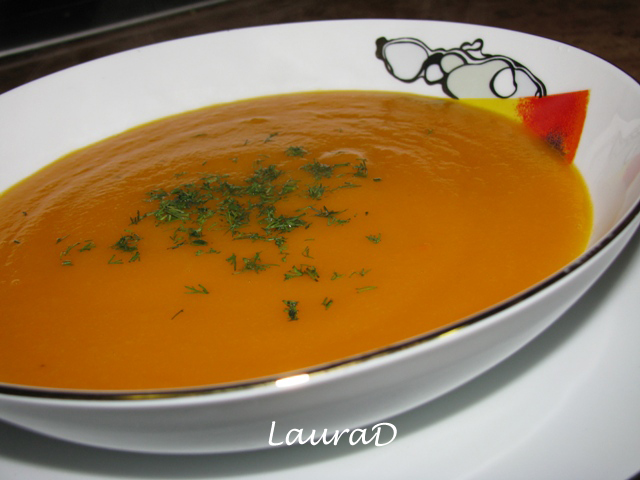 Supa-crema de morcovi si dovleac cu marar