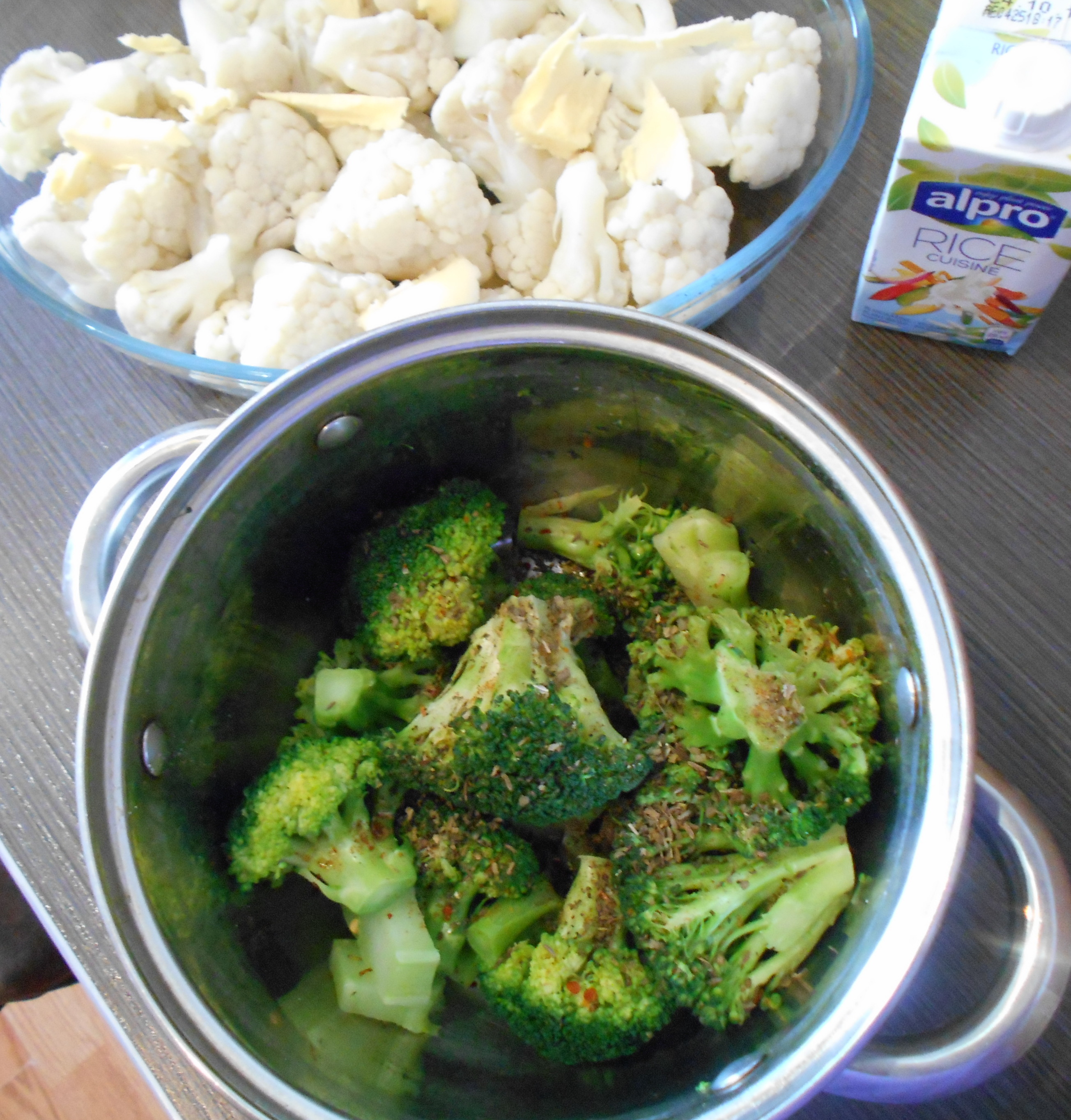 Conopida gratinata cu sos de broccoli