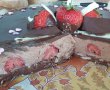 Tort de ciocolata cu capsuni (la rece)-11