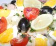 Salată de legume cu crenvuști, ouă și telemea-13