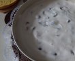 Tort cu crema de iaurt, cirese si capsuni-5