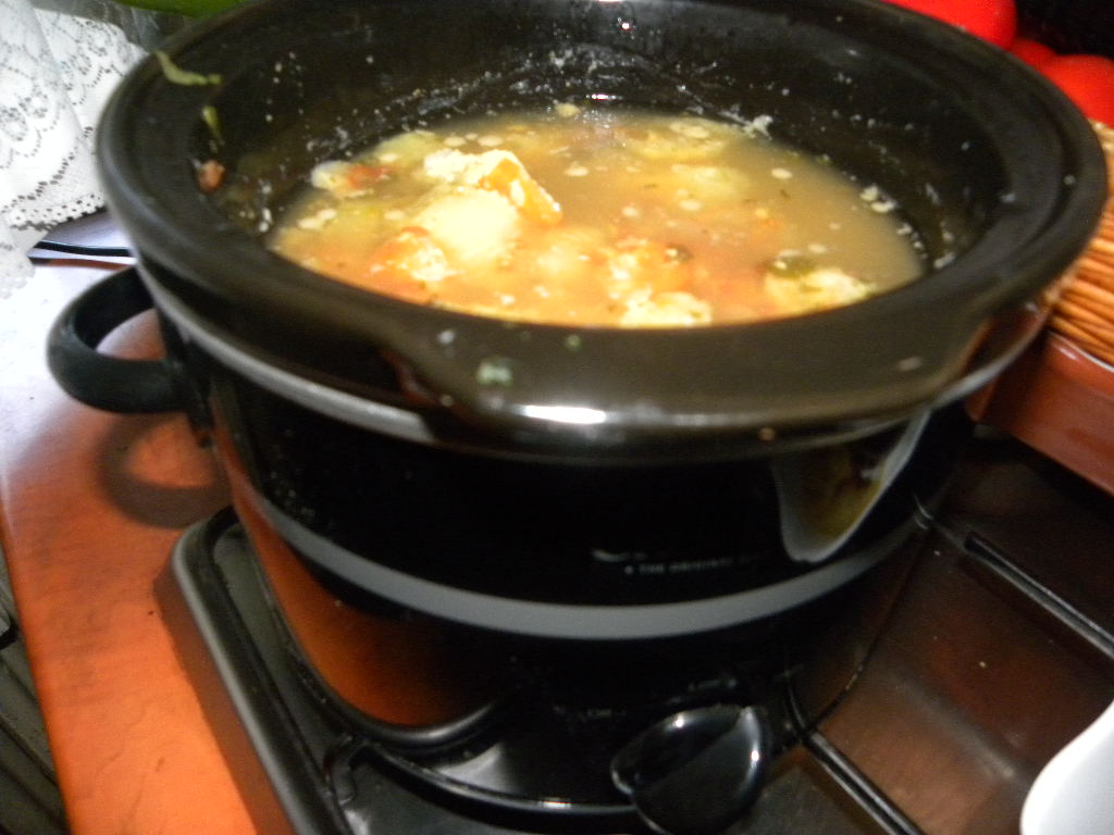 Ciorba de legume cu perisoare la slow cooker Crock-Pot
