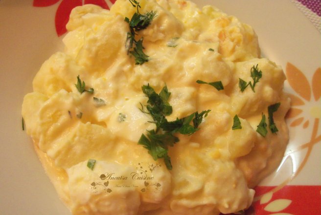 Salata de cartofi cu oua si smantana