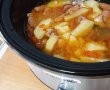 Gulas de porc la slow cooker Crock-Pot-6