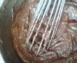 Tort de biscuiti, cu crema de ciocolata cu rom si alune, si insertie de banane-3