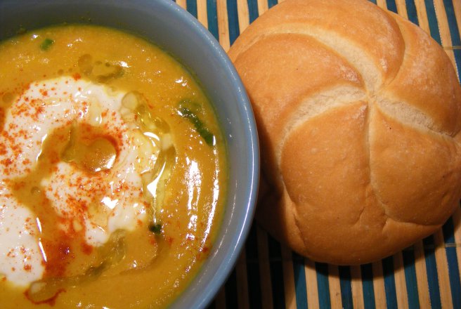 Supa crema de conopida cu curry
