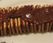 Tort de biscuiti cu crema de ciocolata si nuci caramelizate - de post-12