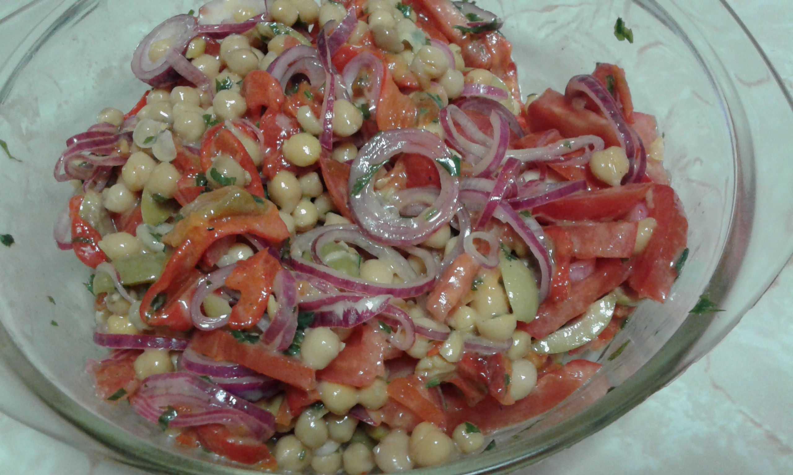 Salata de naut cu legume