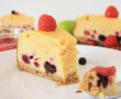Cheesecake cu Fructe de Padure si Crema de Zmeura-6