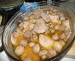 Pulpa de porc in sos de rosii, ciuperci si usturoi-2