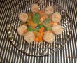 Chiftelute de tofu cu sos de morcovi-9