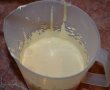 Desert prajitura cu capsuni si crema de vanilie-10