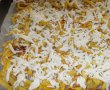 Pizza pe pat de cartofi prajiti cu mozzarella-5