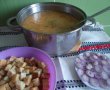 Supa de legume pasate, cu ceapa rosie si crutoane-9